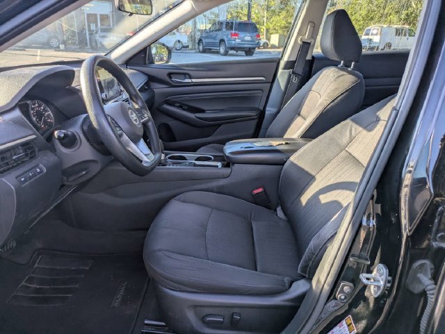 Used 2021 Black Nissan 2.5 SV image 17