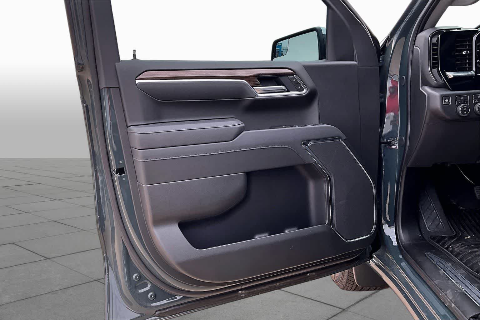 2026 Chevrolet Silverado 1500 LT - Photo 11