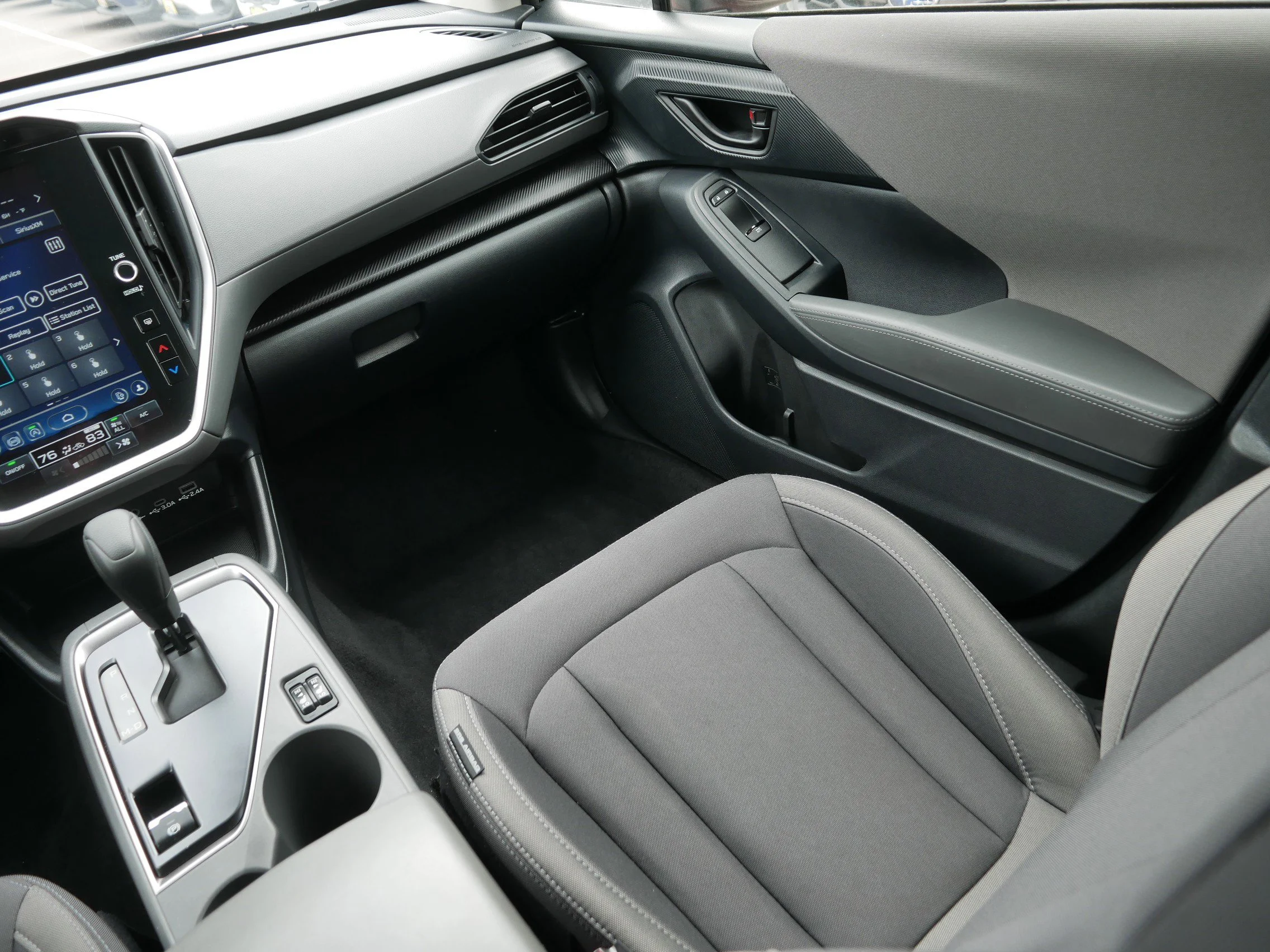 Used 2025 Sun Blaze Pearl Subaru Premium image 11