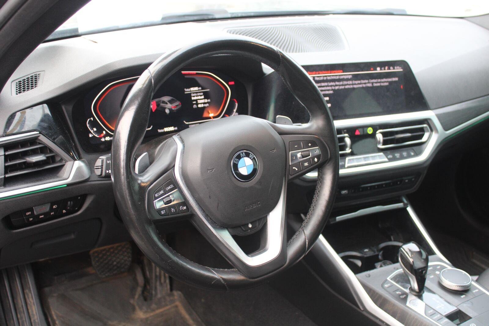 Used 2021 Mineral Gray Metallic BMW 330i xDrive image 9
