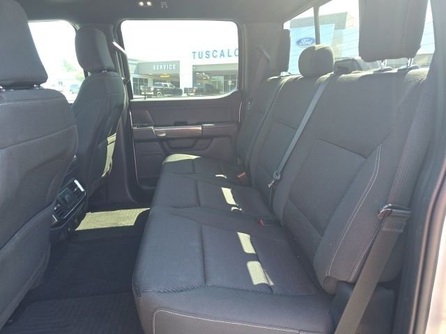 Used 2023 Silver Ford XLT image 10