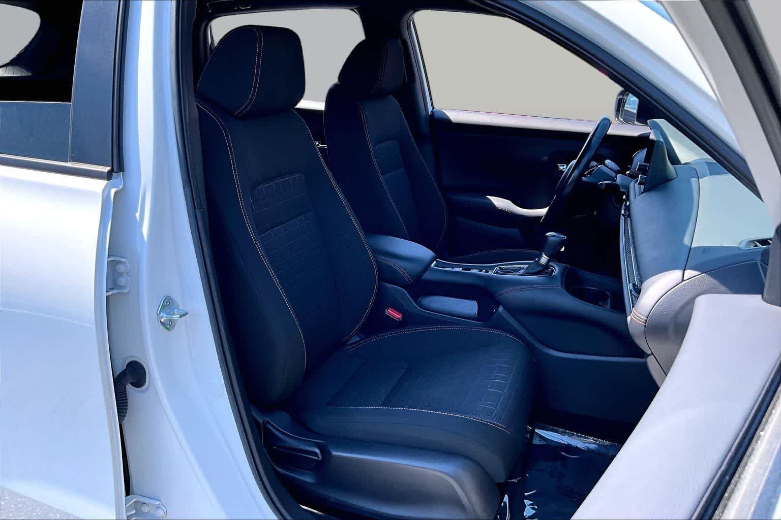 Used 2024 Platinum White Pearl Honda Sport image 9