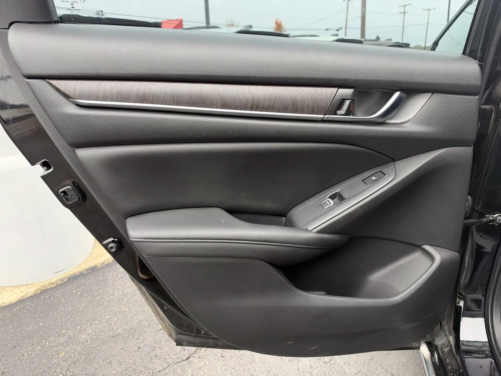 Used 2020 Black Honda Touring 2.0T image 22