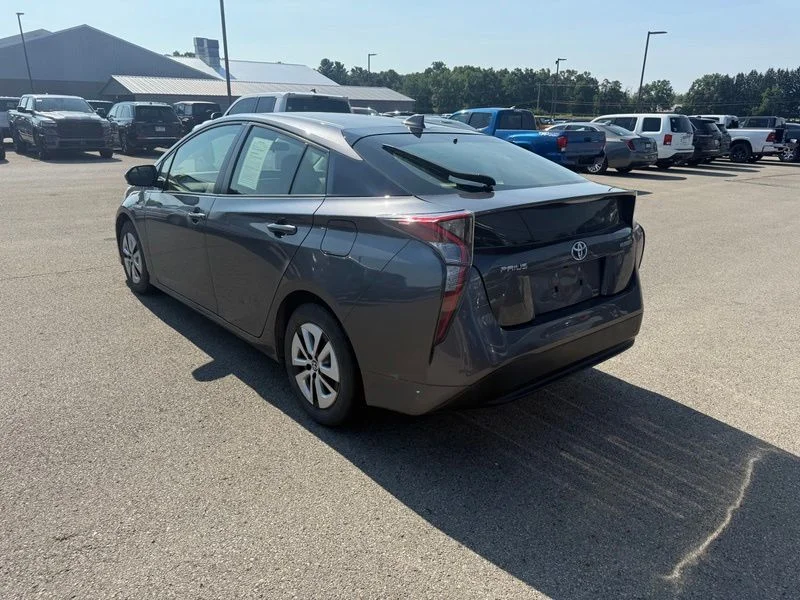 Used 2017 Gray Toyota Two image 8