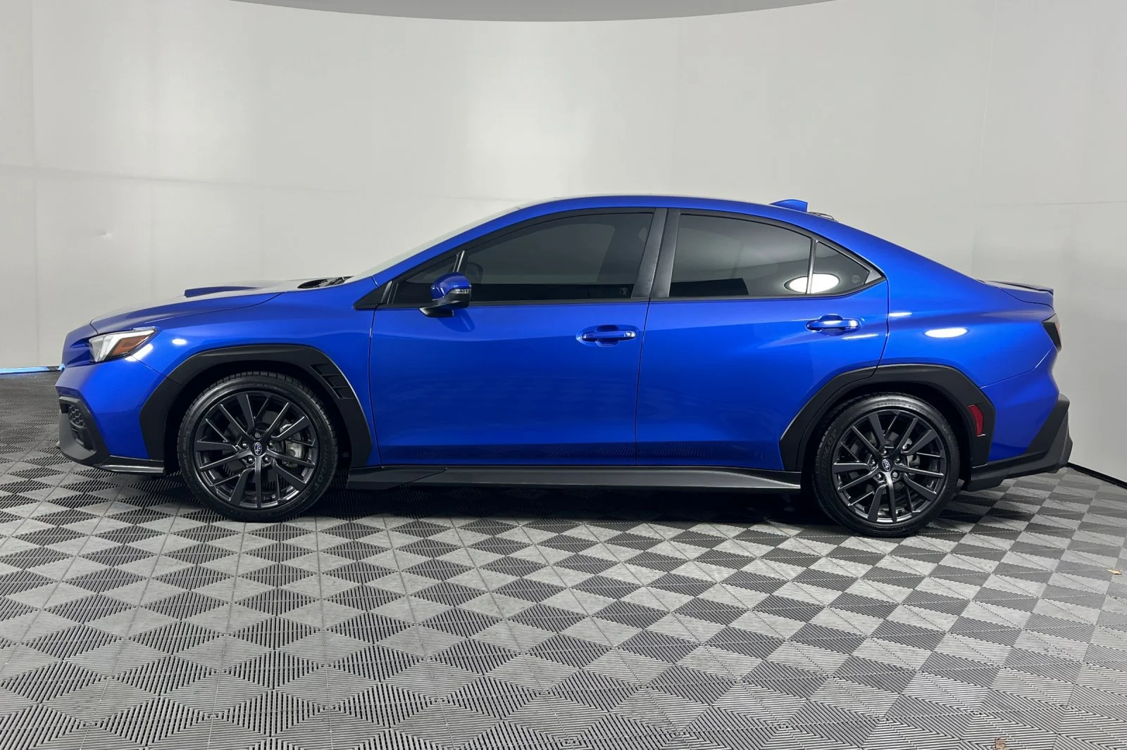 Used 2023 Wr Blue Pearl Subaru Limited image 6
