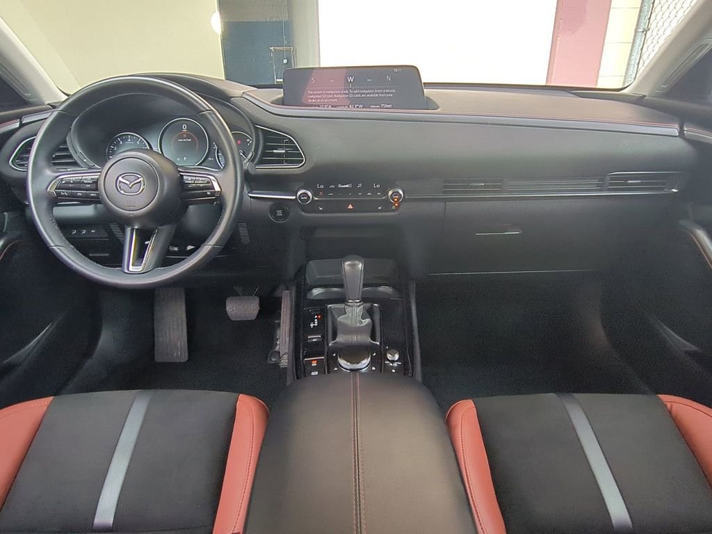 2025 Mazda CX-30 Carbon Turbo - Photo 17