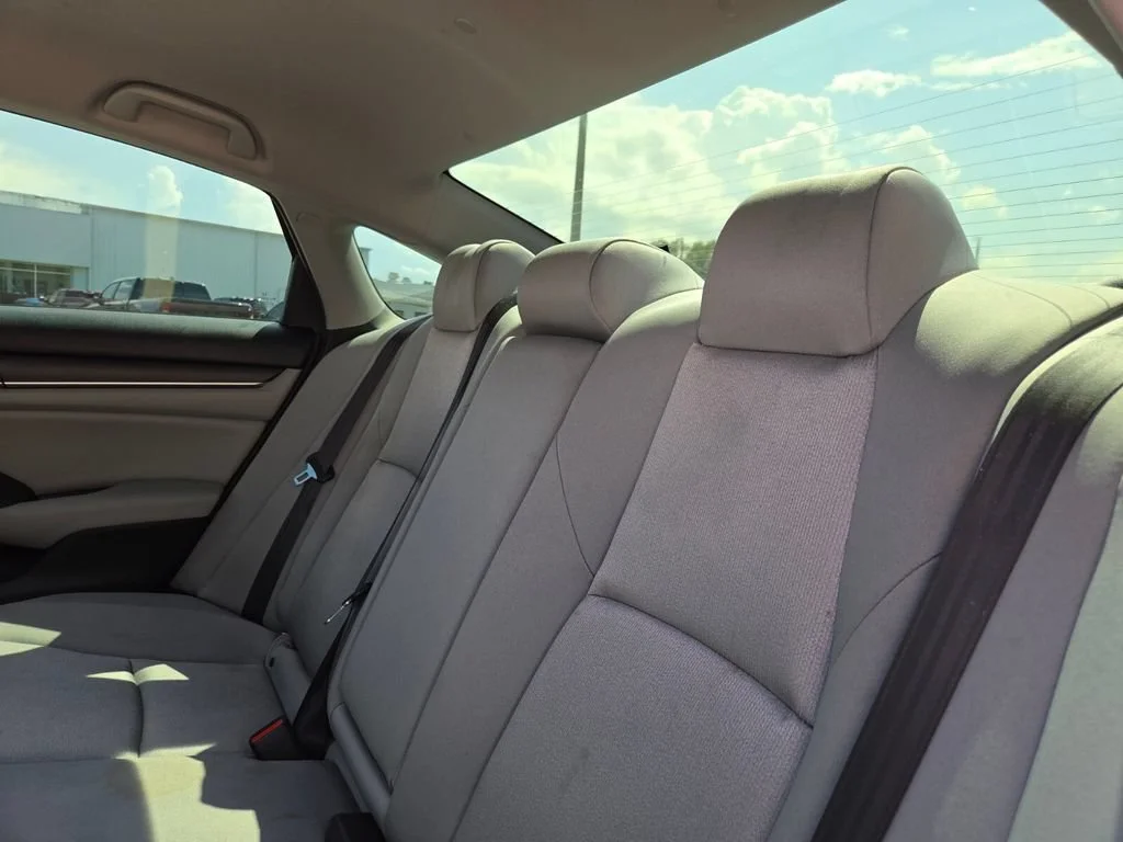 Used 2020 Silver Honda LX image 21