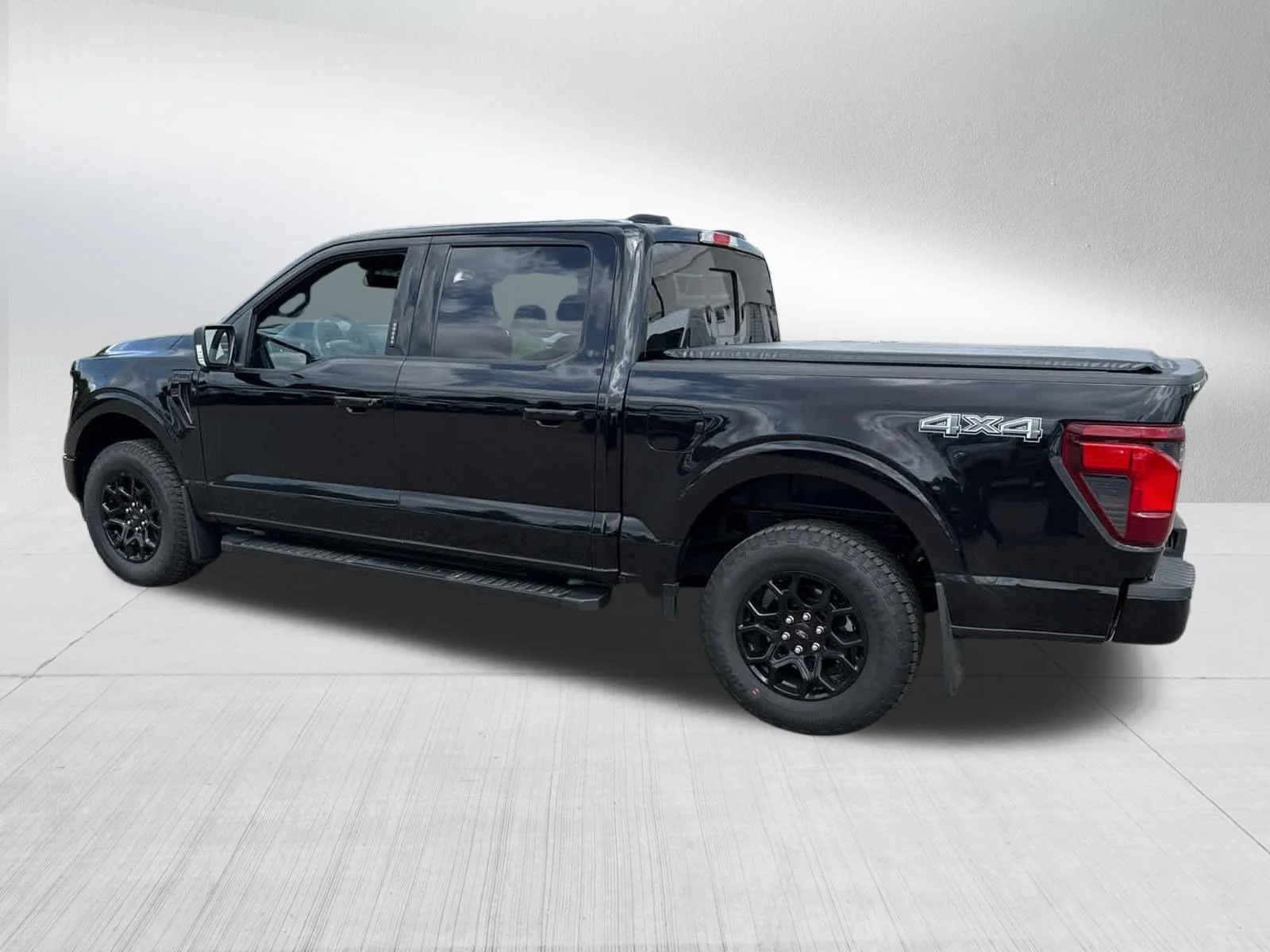 Used 2024 Agate Black Ford XLT image 6