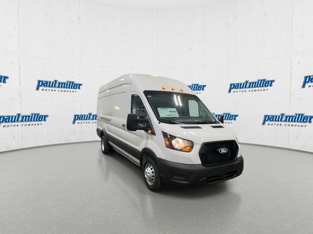 New 2026 Oxford White Ford Cargo Van image 4