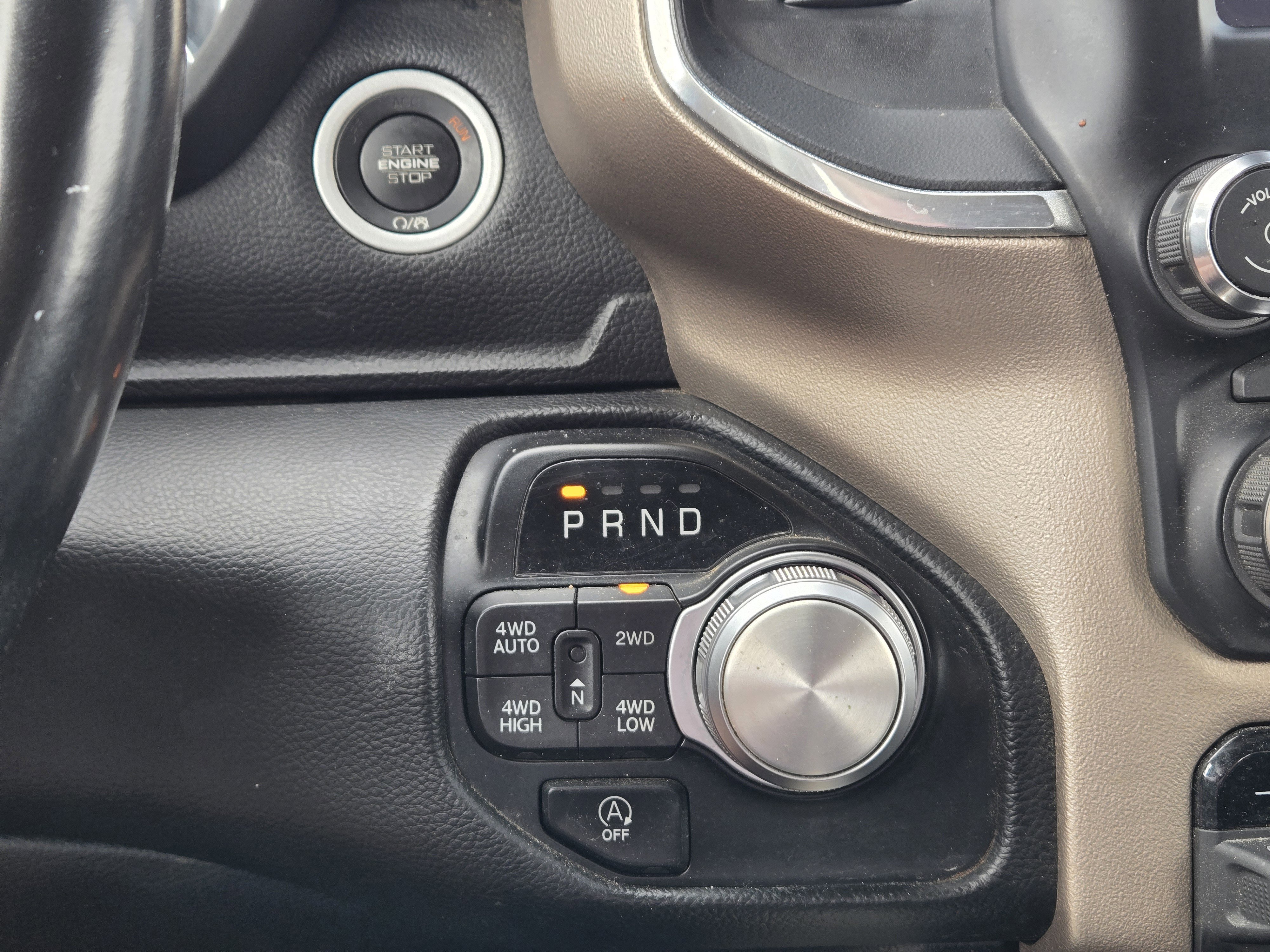 2022 RAM Ram 1500 Pickup Laramie - Photo 25