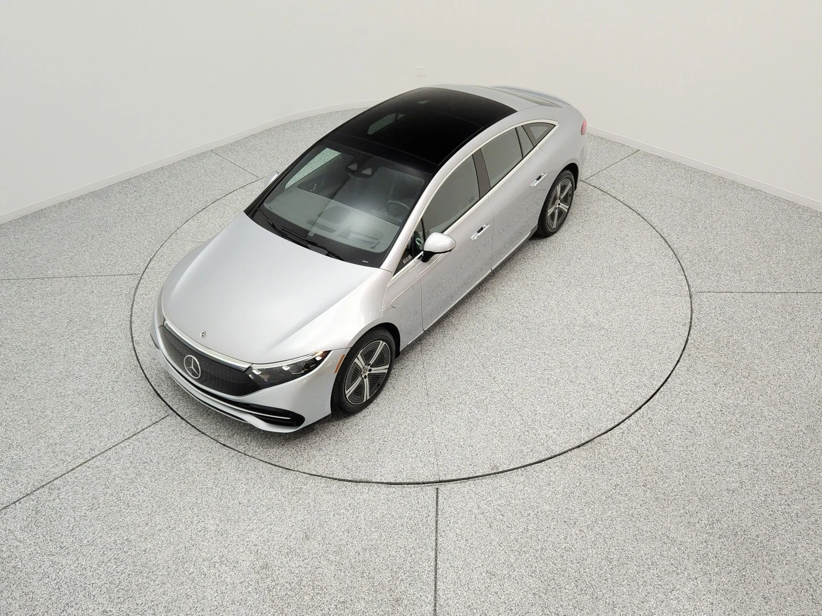 Certified Used 2022 Cirrus Silver Metallic Mercedes-Benz EQS 450+ Sedan image 9