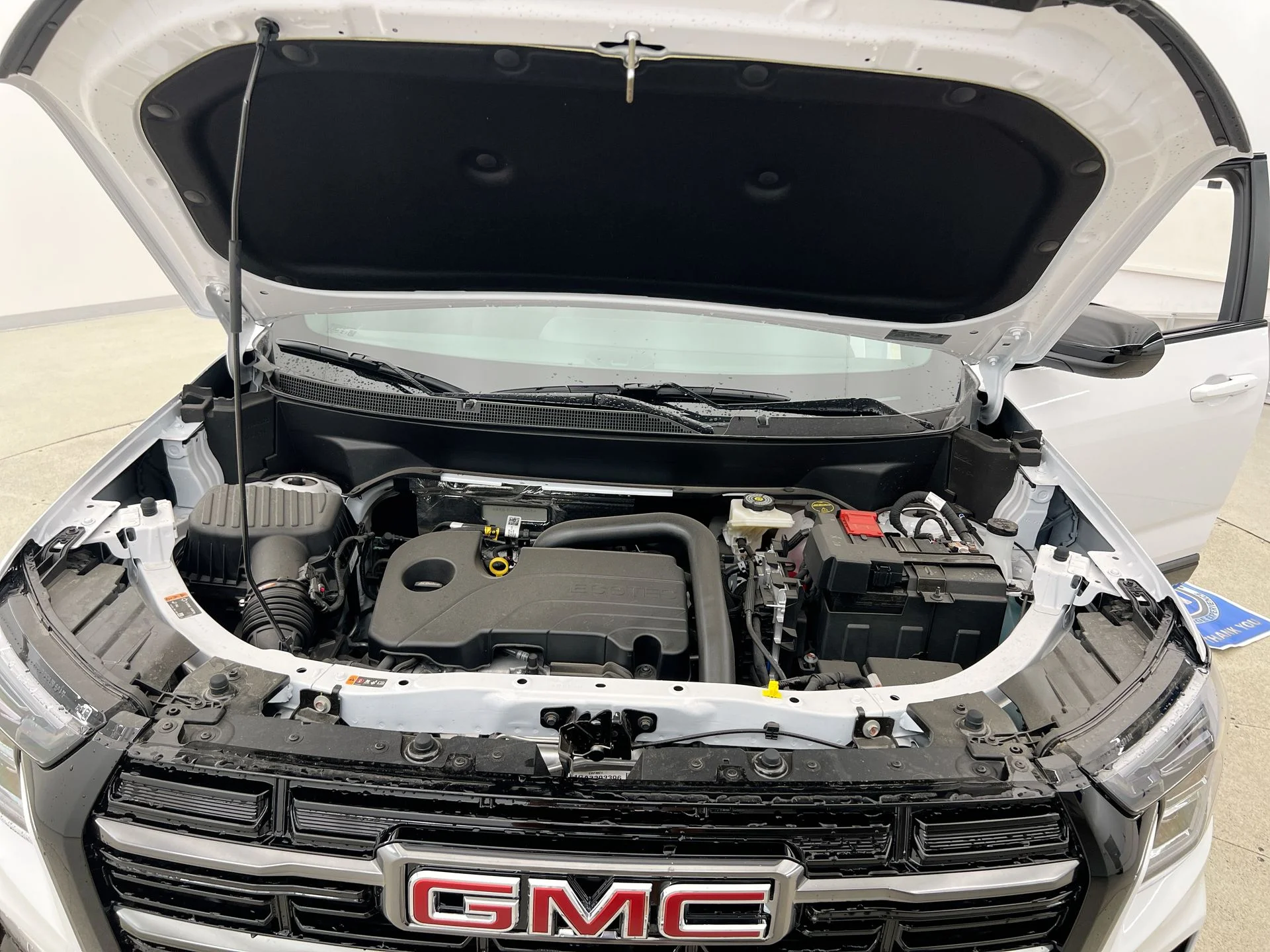 New 2026 Summit White GMC AT4 image 60
