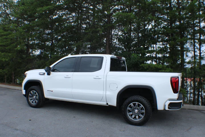 Certified Used 2024 Summit White GMC AT4 image 3