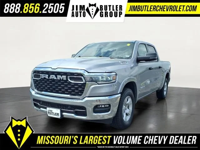 Used 2025  Ram Big Horn image 1