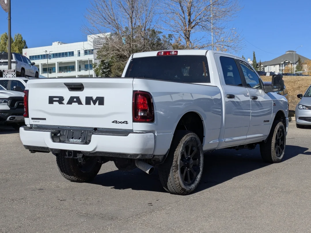New 2026 White RAM Big Horn - - 5th W & Gooseneck Prep - Level 1 Plus Grp - Cummins HO & More! image 8