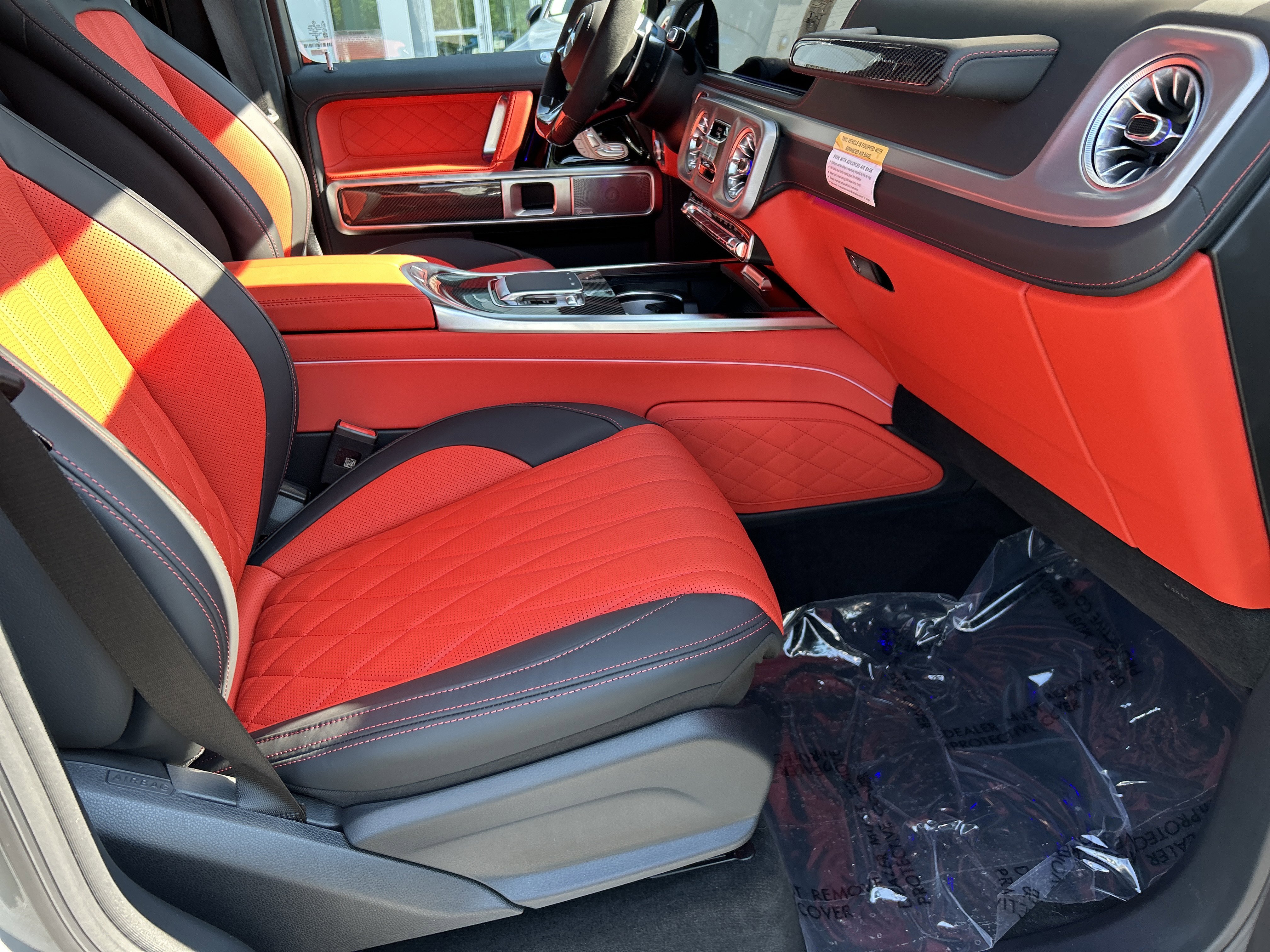 New 2026 MANUFAKTUR Arabian Grey Non- Metallic Mercedes-Benz AMG® G 63 SUV image 43
