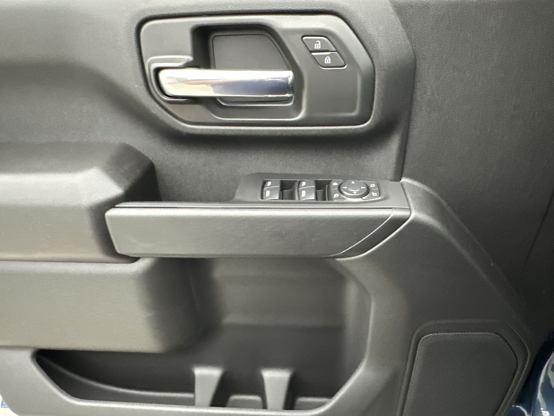 2026 Chevrolet Silverado 2500 HD Custom - Photo 64