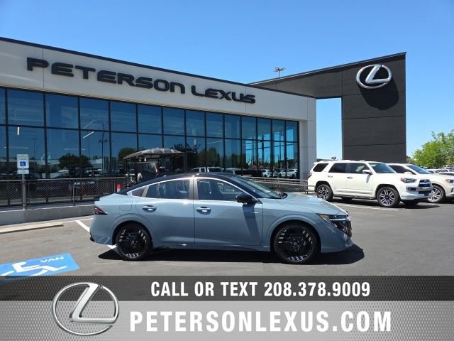 2026 Nissan Sentra SR CVT's photo