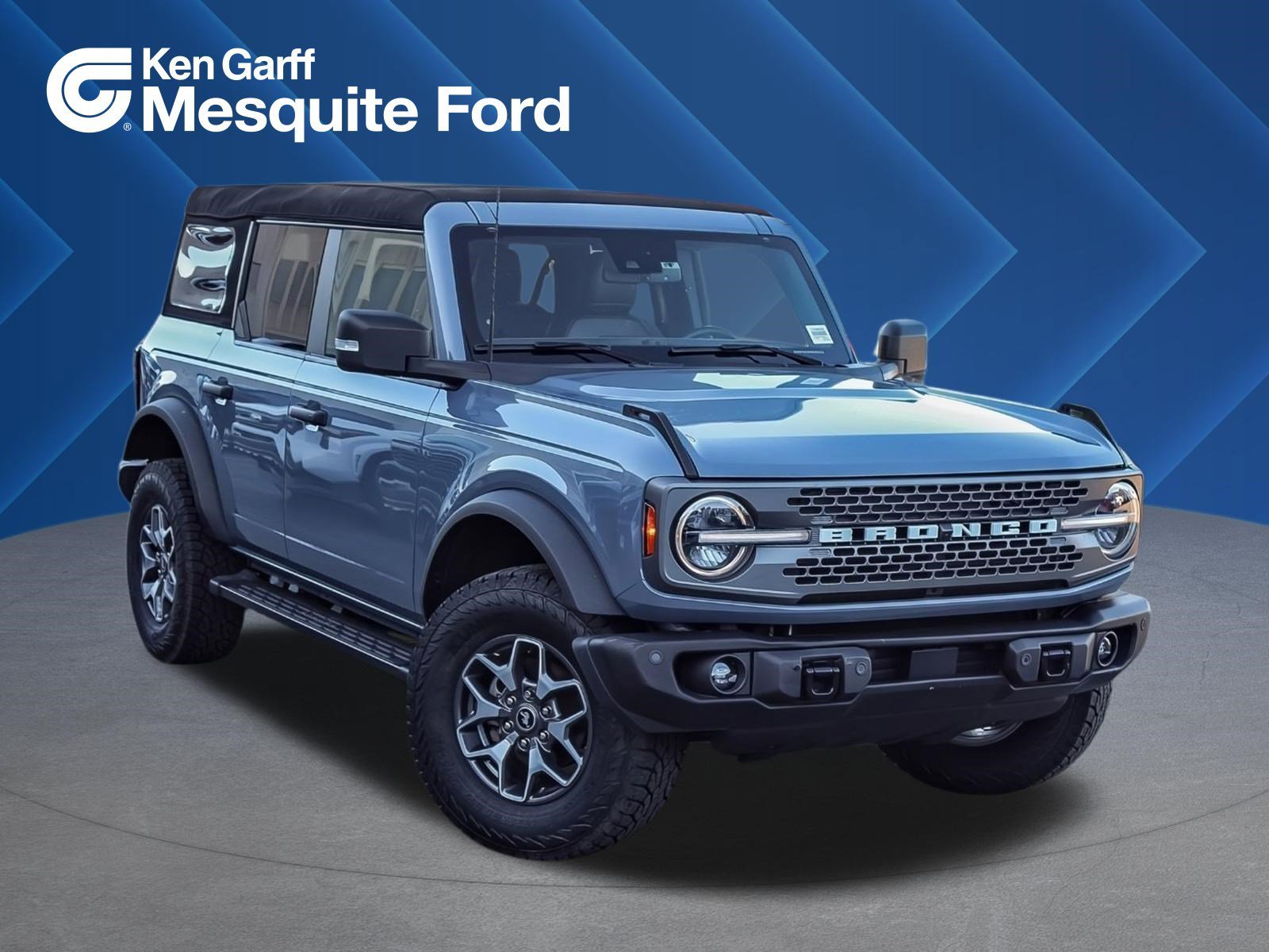 2023 Ford Bronco 4-Door Badlands