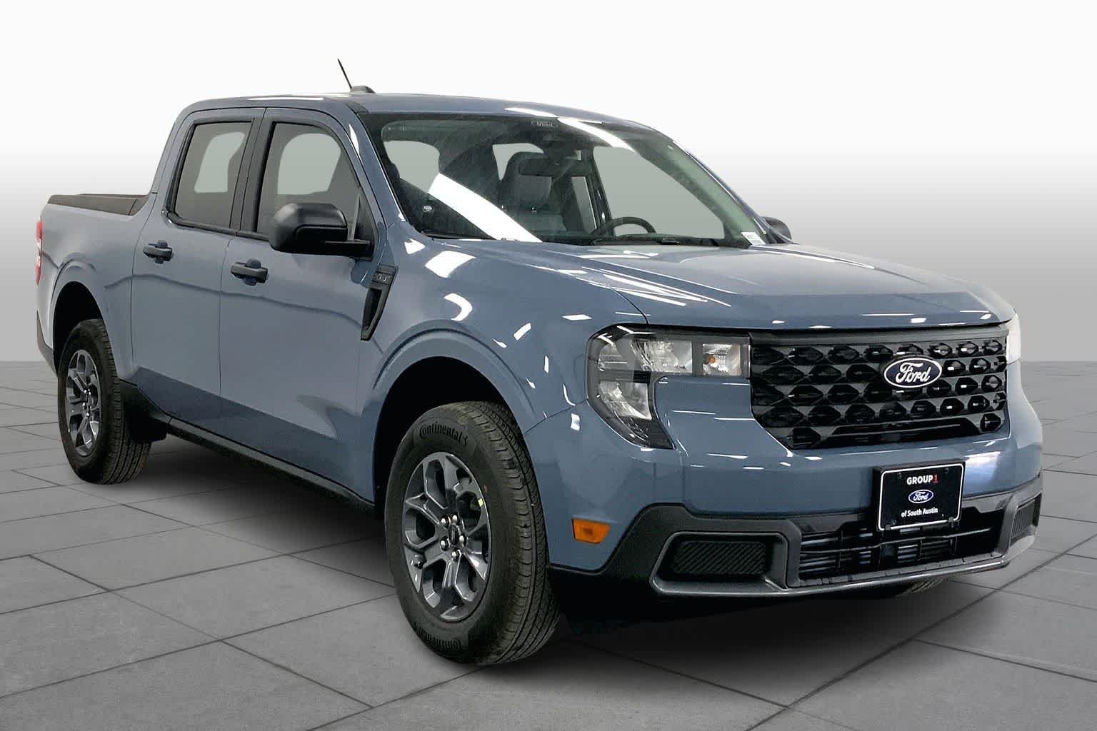 New 2026 Azure Gray Metallic Tri-Coat Ford XLT image 2