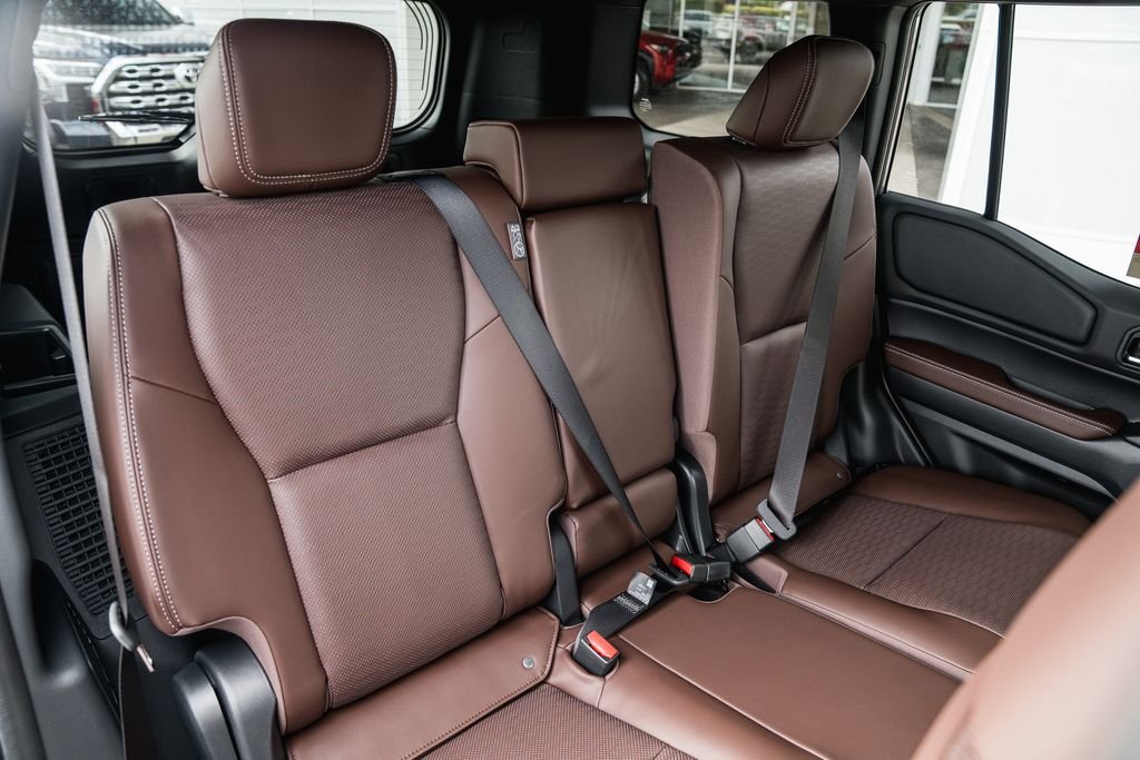 New 2027 Ice Cap Toyota Land Cruiser image 31