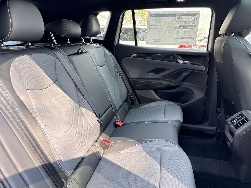New 2026 Sandstone Volkswagen 2.0T SE R-Line Black image 16