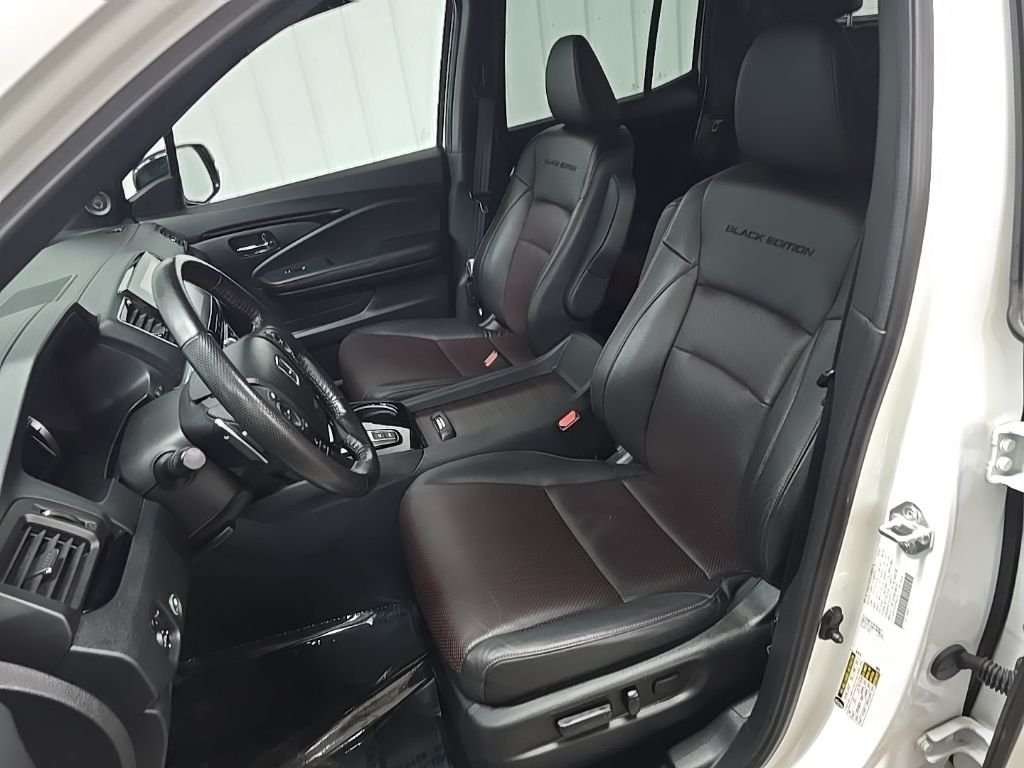 Used 2023 White Honda Black Edition image 33