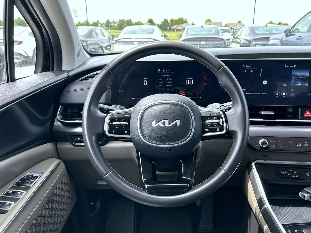 Used 2025 Blue Kia LXS image 12
