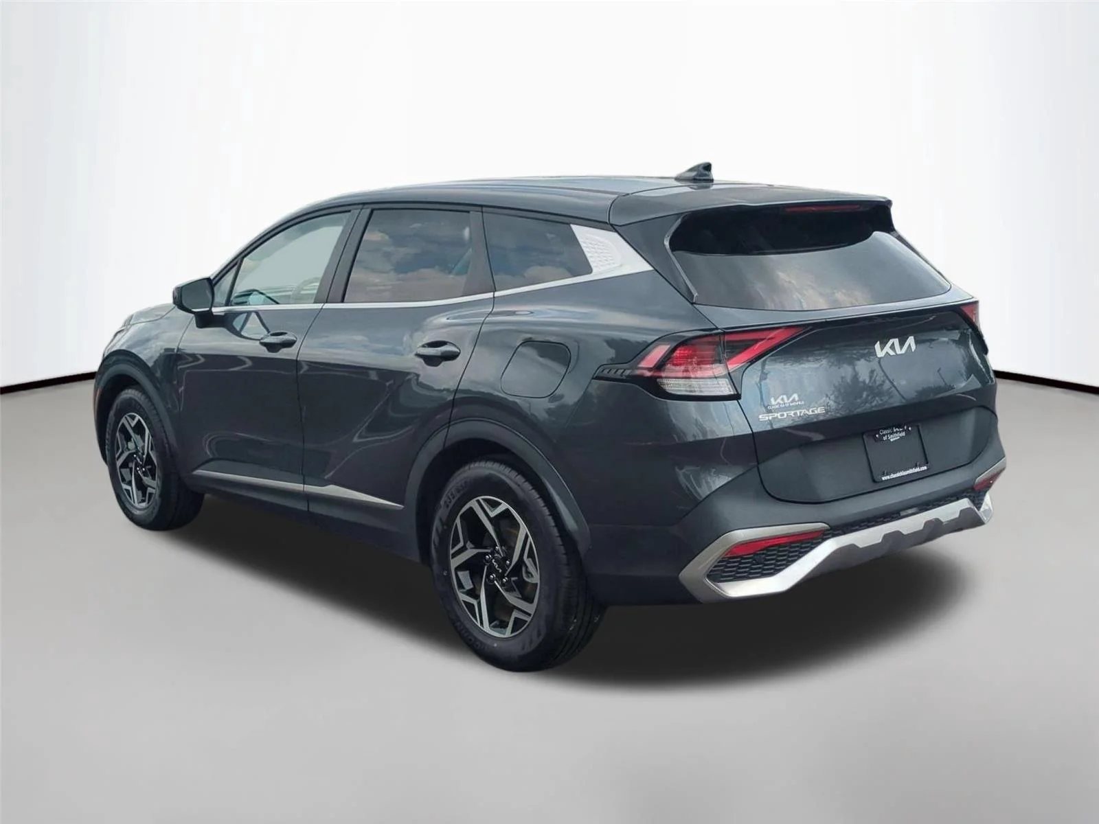 Used 2023 Gravity Gray Kia LX image 3