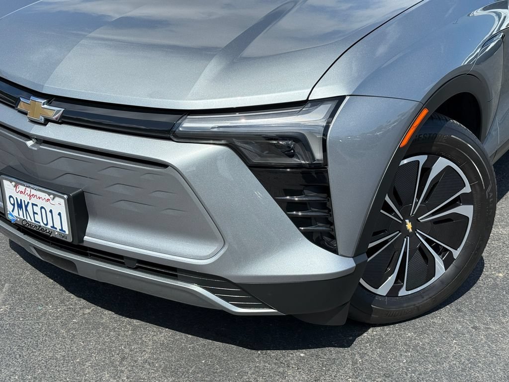 Used 2024 Sterling Gray Metallic Chevrolet LT image 3