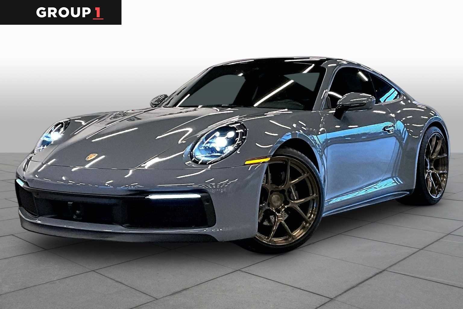 Porsche 911 RWD 2dr Car - Offsite Location