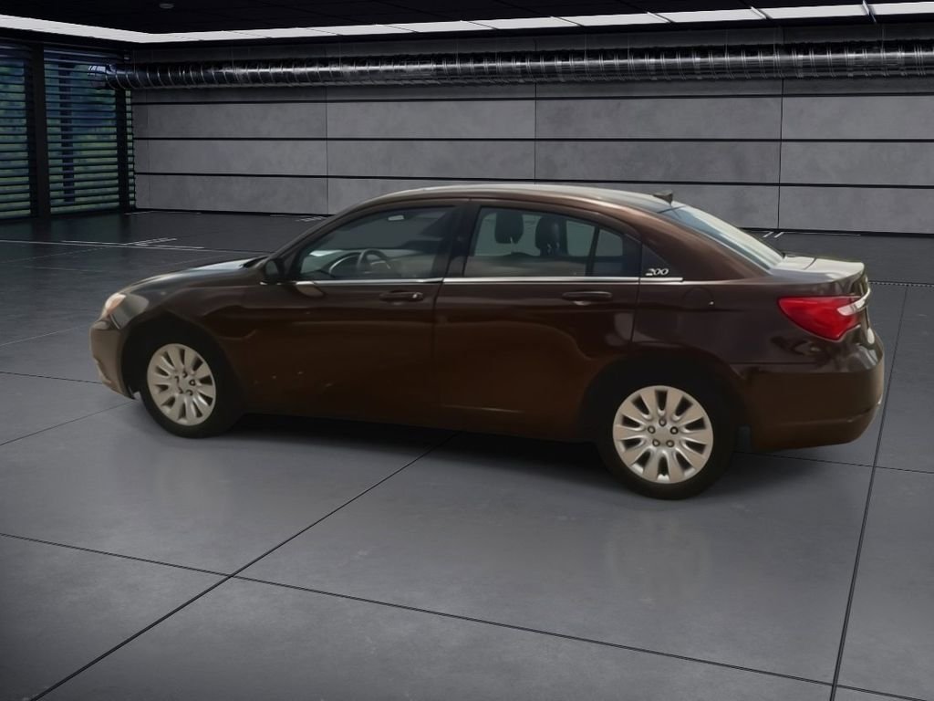 Used 2013 Beige Chrysler LX image 7