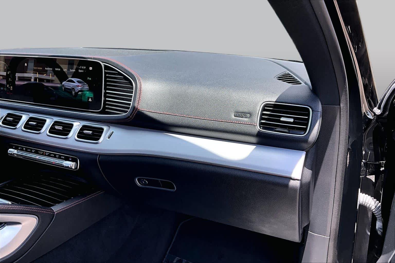 Used 2023 Black Mercedes-Benz AMG® GLE 53 image 17