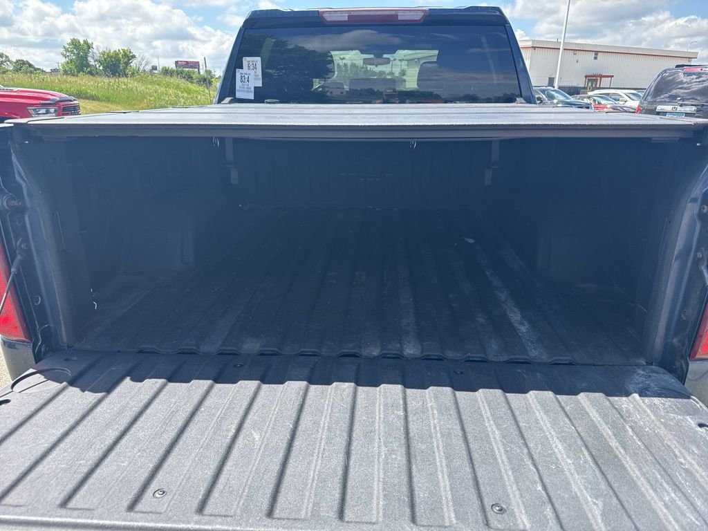Used 2019 Blue Chevrolet RST image 9
