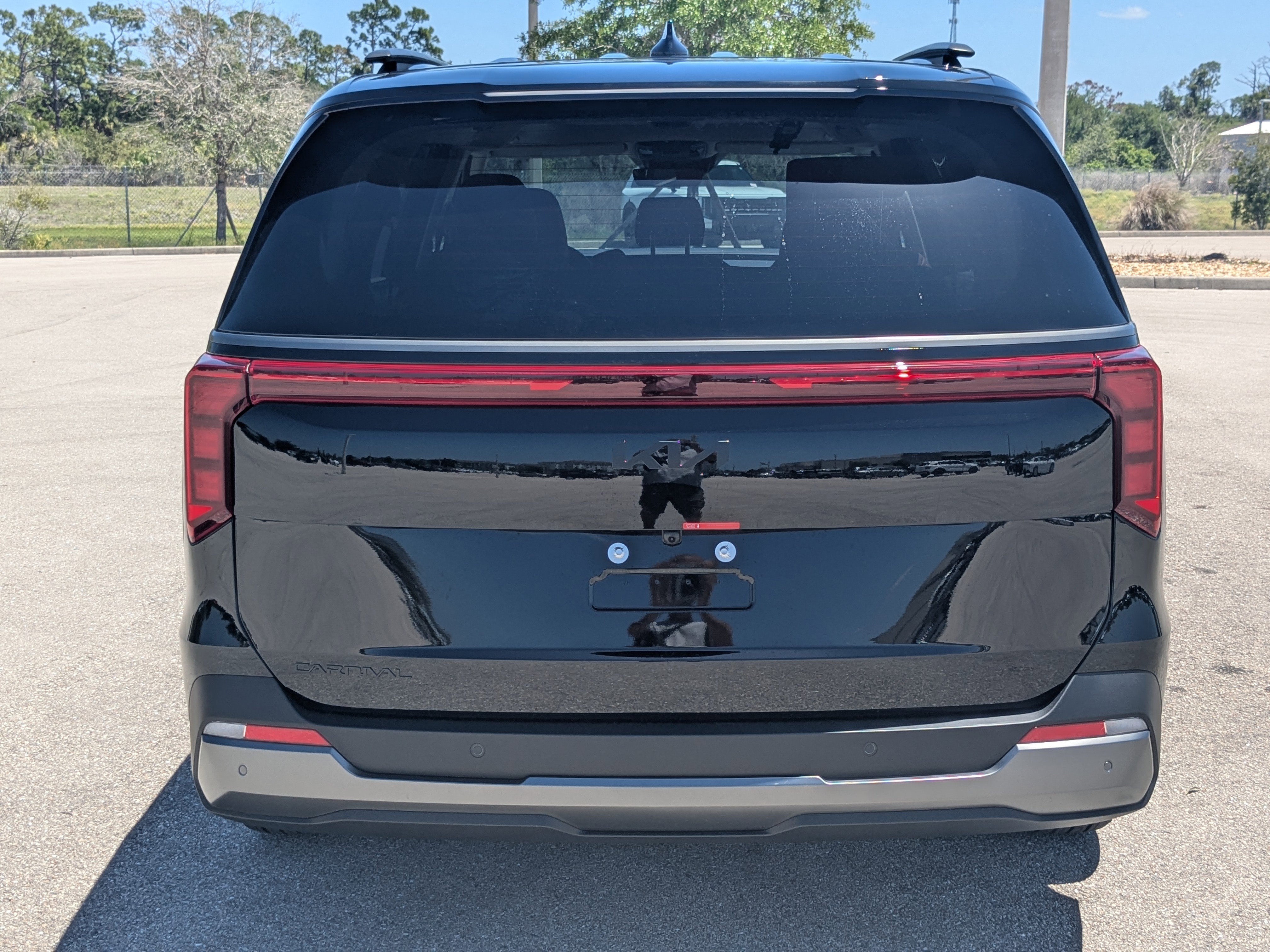 New 2026 Aurora Black Pearl Kia SX image 6