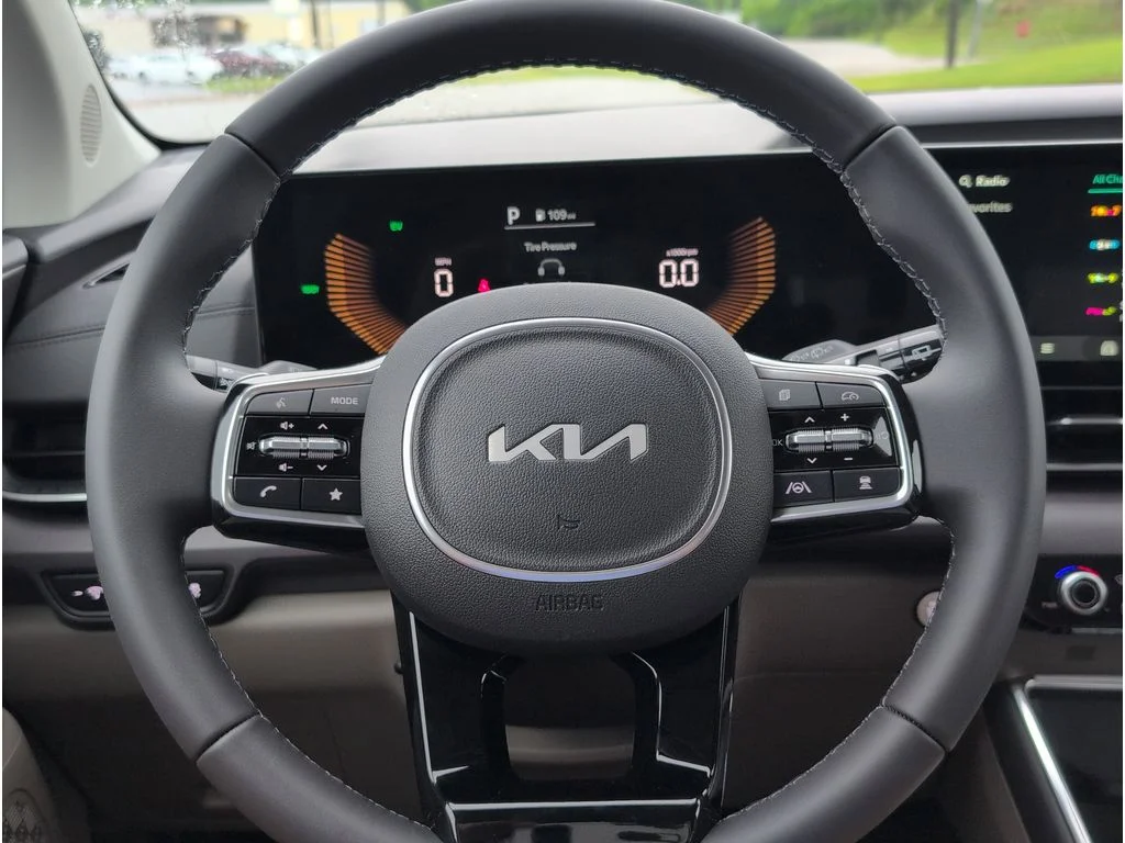 New 2026 Ceramic Silver Kia EX image 23