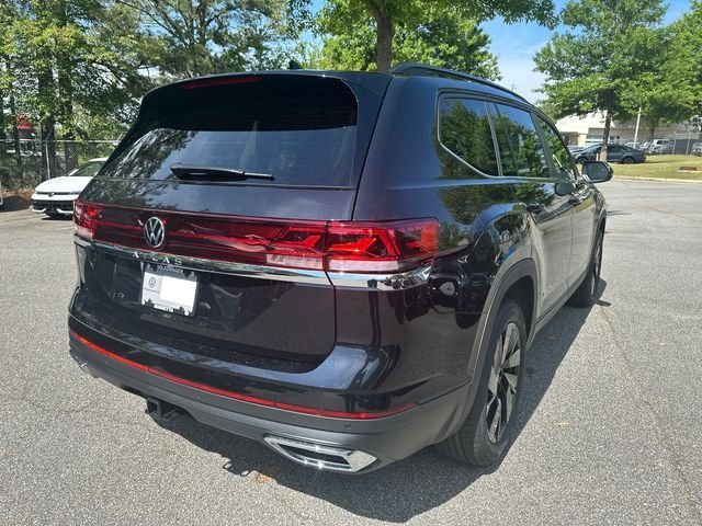 New 2026 Black Volkswagen 2.0T SE w/Technology image 5