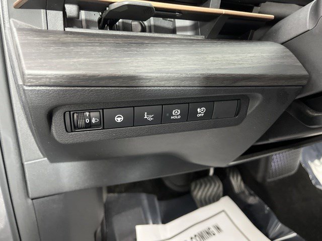 Used 2023 Gun Metallic Nissan ENGAGE image 27