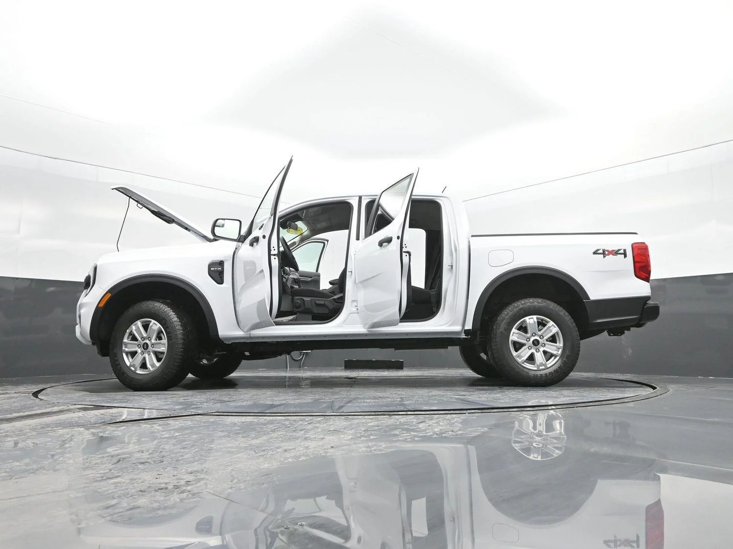New 2025 Oxford White Ford XL image 45