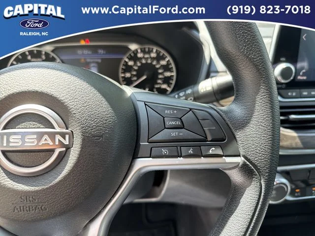 Used 2024 White Nissan 2.5 SV image 23
