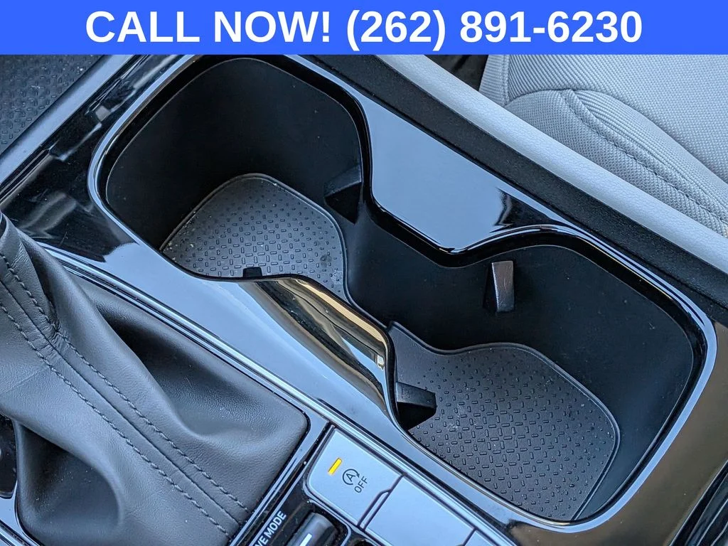 Certified Used 2025 Gray Hyundai SE image 23