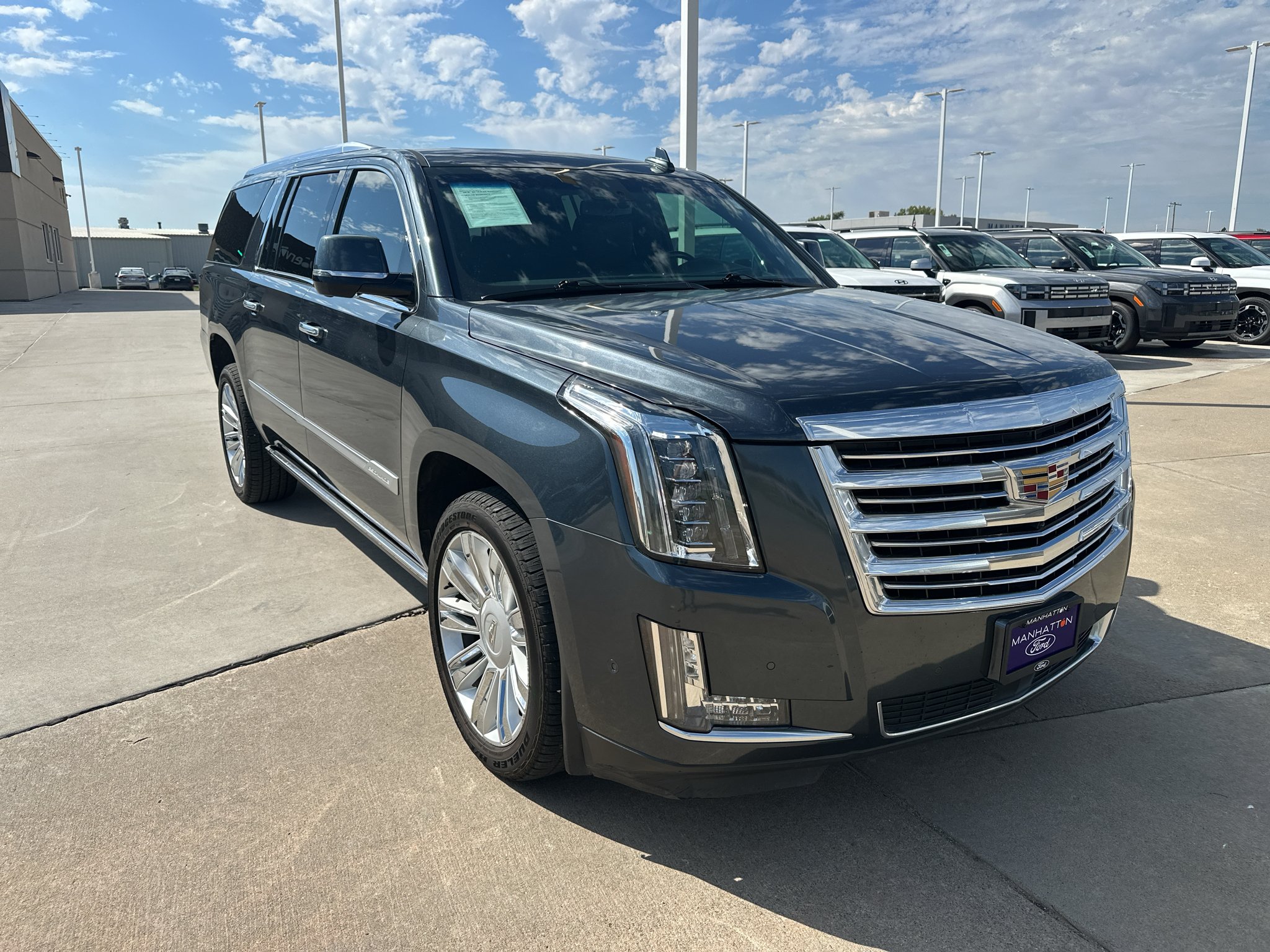 Used 2019 Shadow Metallic Cadillac Platinum image 8