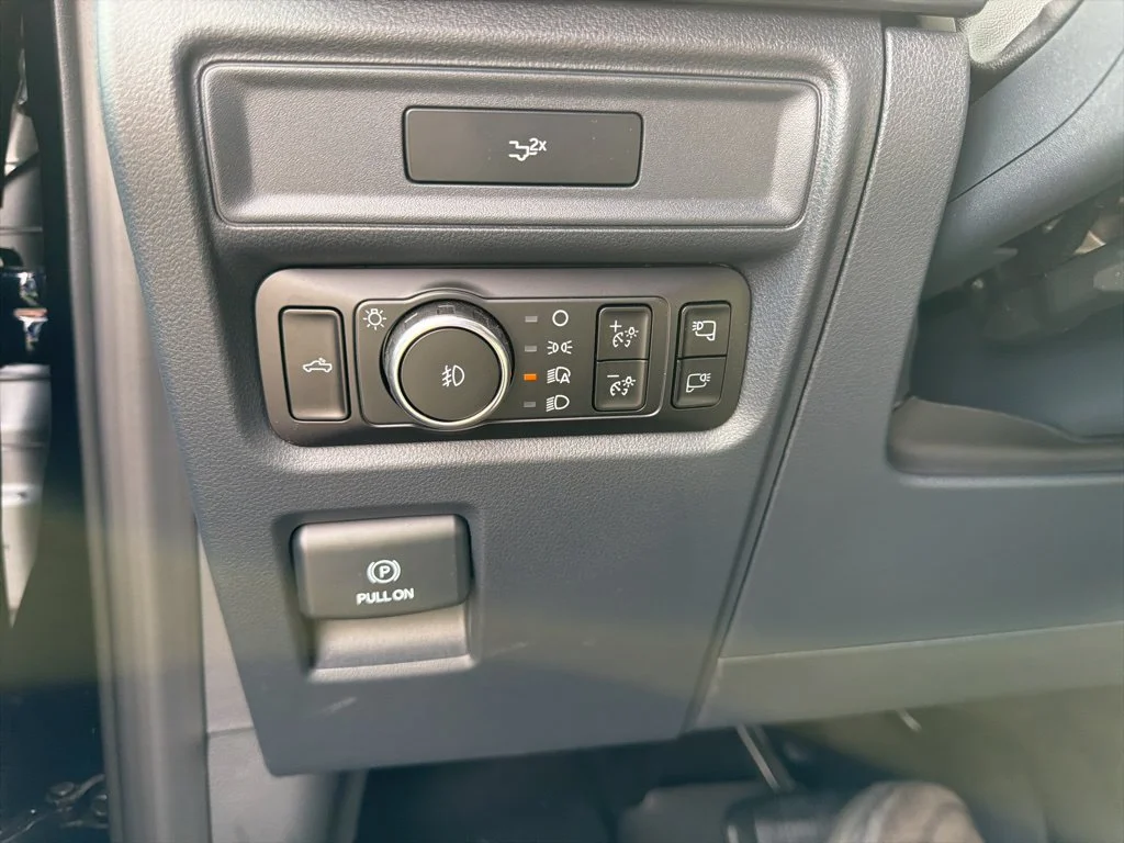 New 2026 Antimatter Blue Metallic Ford XLT image 27