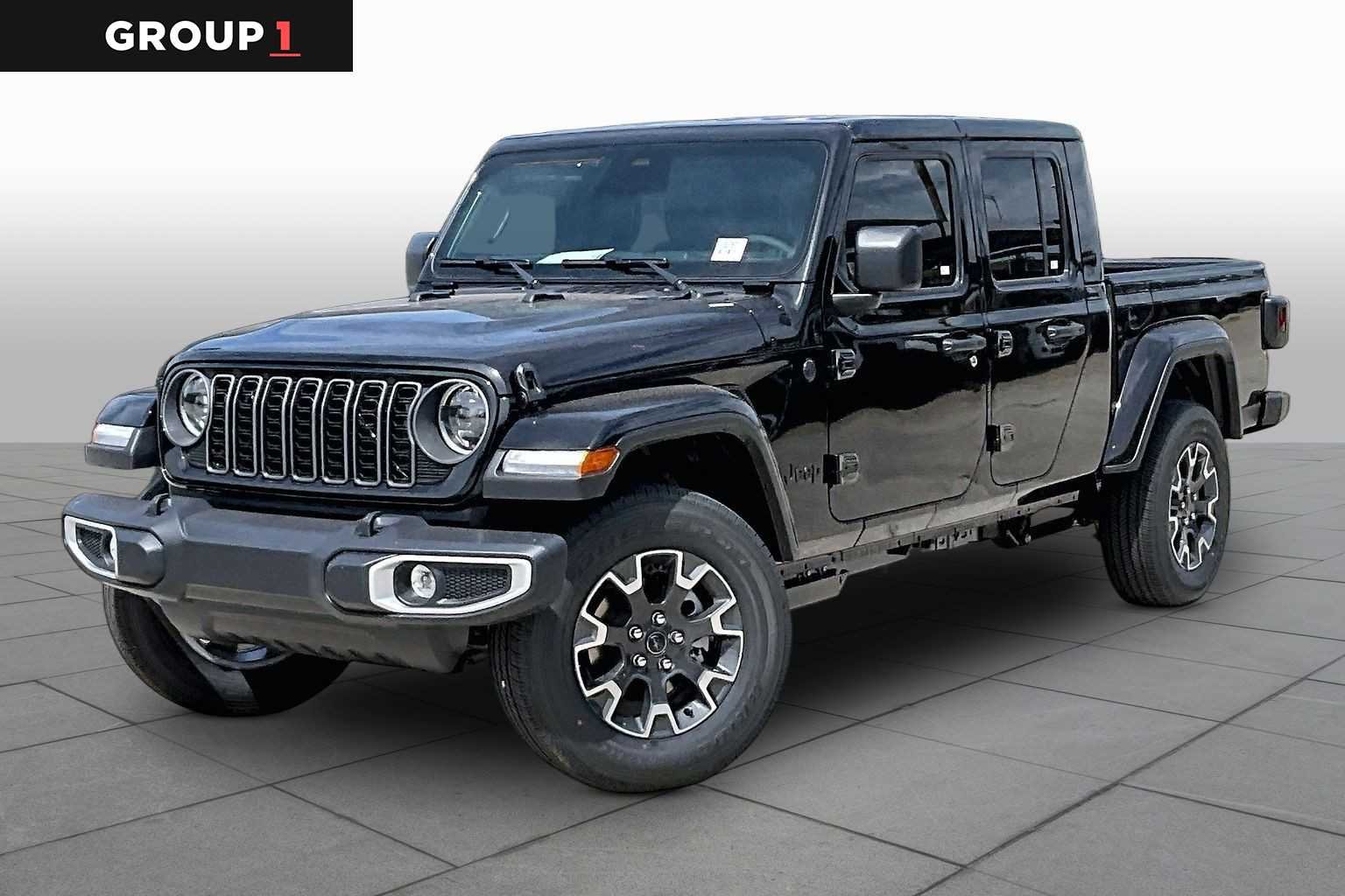 2026 Jeep Gladiator Sahara Auto's photo