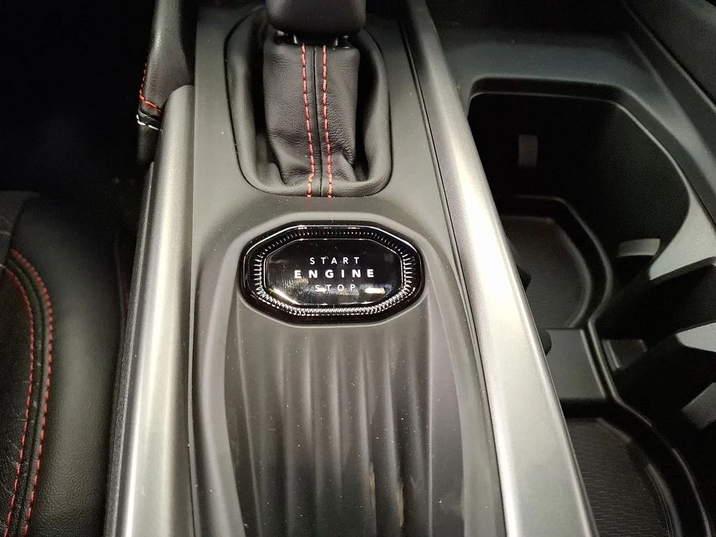 New 2026 Diamond Black Crystal Pearlcoat Dodge R/T Scat Pack image 13