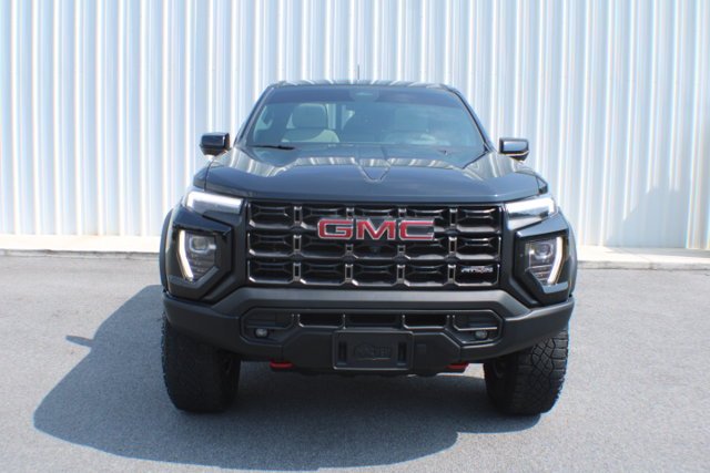 Used 2024 Onyx Black GMC 4WD AT4X image 19