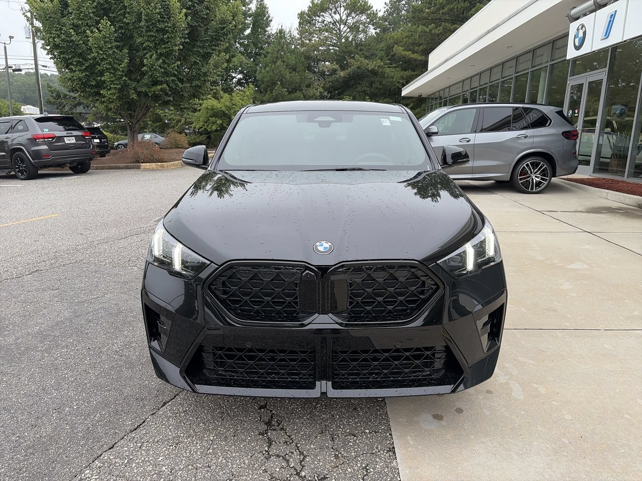 Used 2026 Black Sapphire Metallic BMW xDrive28i image 3