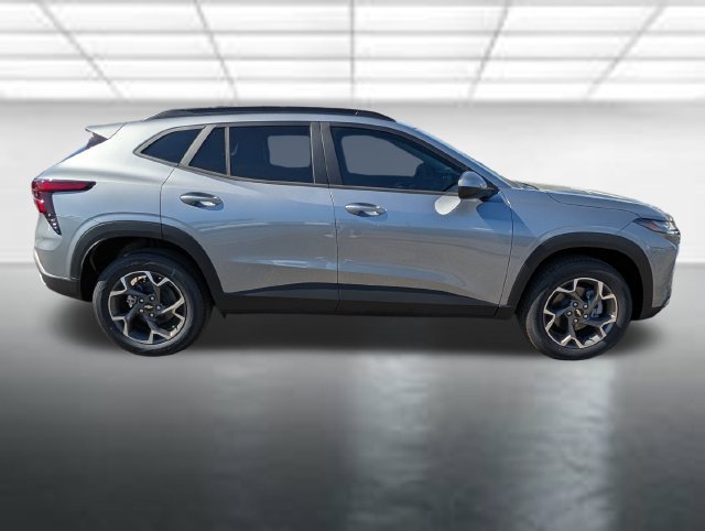 New 2026 Sterling Gray Metallic Chevrolet LT image 29