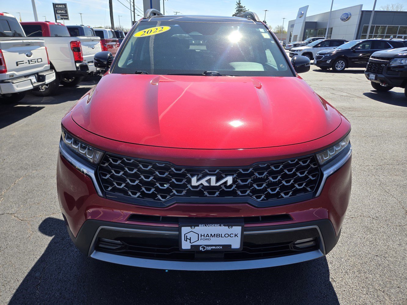Used 2022 Passion Red Tintcoat Kia X-Line EX image 3