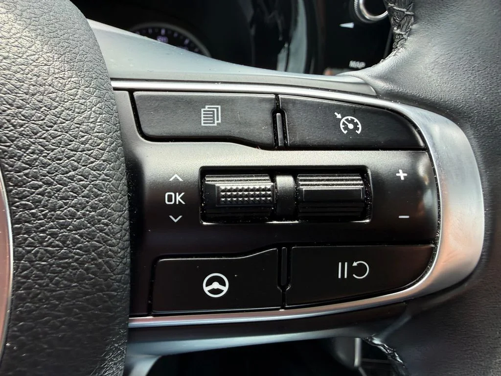 Used 2022 Blue Kia GT-Line image 17